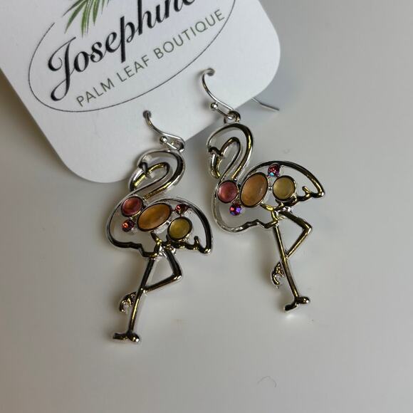 Flamingo Pink Rhinestone Silver Tone Dangle Drop Beach Vacation Earrings NWT - Picture 3 of 3